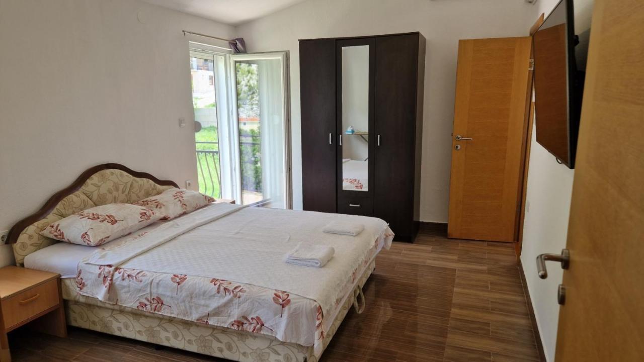 Anastasija 2 Apartment Kotor Luaran gambar
