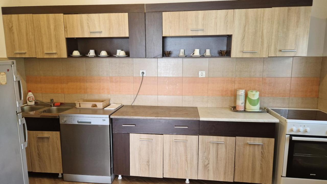 Anastasija 2 Apartment Kotor Luaran gambar
